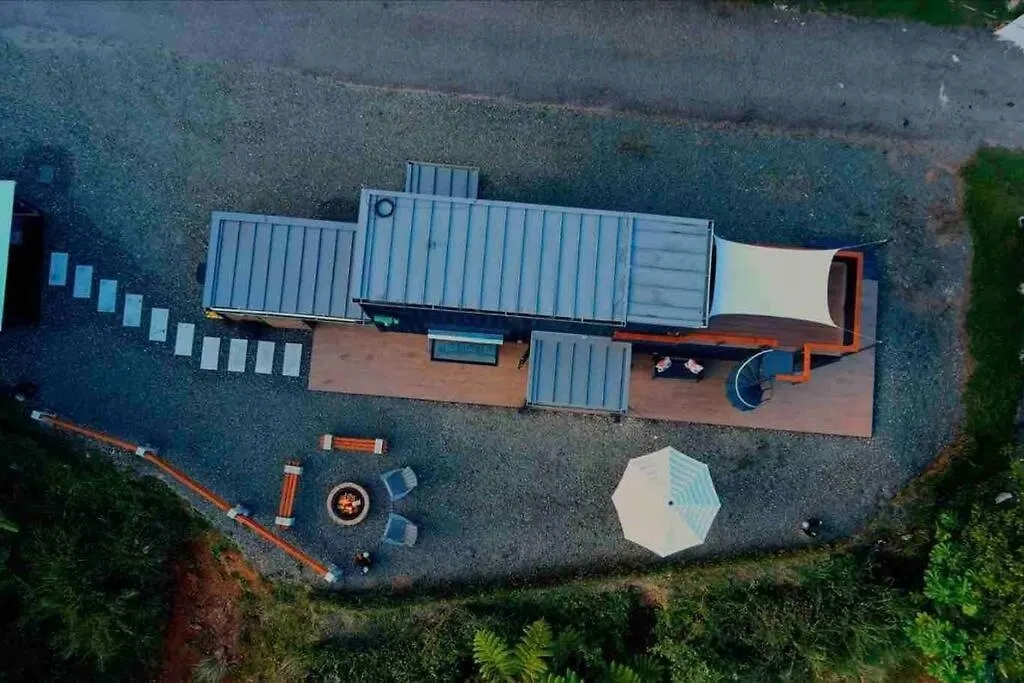 Ferrous Paradise - Tiny Container Home In Adjuntas Nyaraló