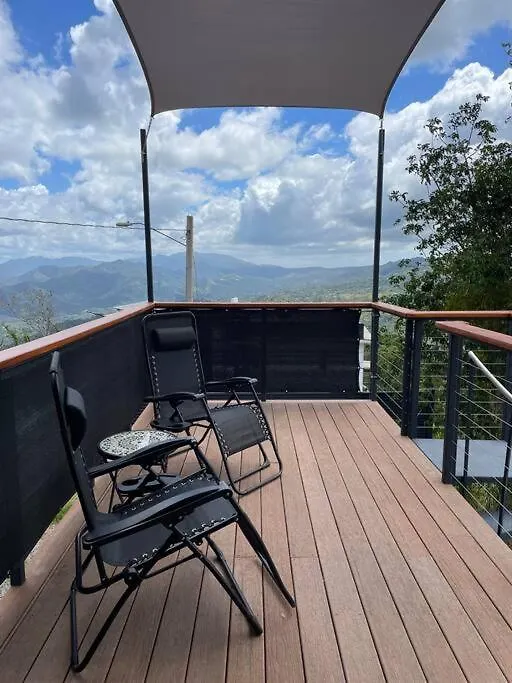 Ferrous Paradise - Tiny Container Home In Adjuntas Nyaraló