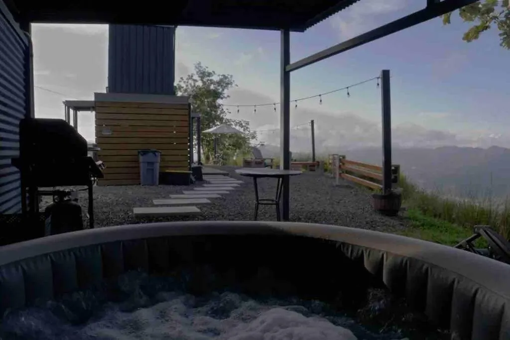 Nyaraló Ferrous Paradise - Tiny Container Home In Adjuntas